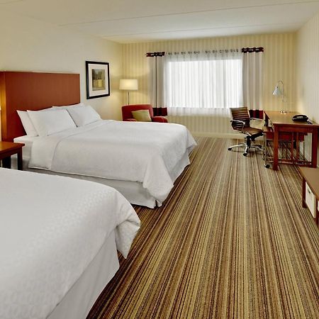 Four Points By Sheraton Cambridge Kitchener, Ontario Exterior foto